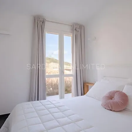 Kalli Bloom: Private Pool And Seaview *