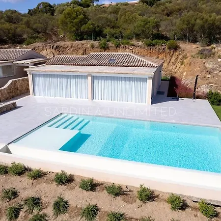 Vila Kalli Bloom: Private Pool And Seaview Marinella (Sardinia)